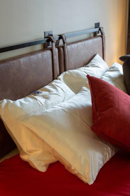 King Bed W/ Panoramic Views Of Dt! Apartment Rochester Bagian luar foto