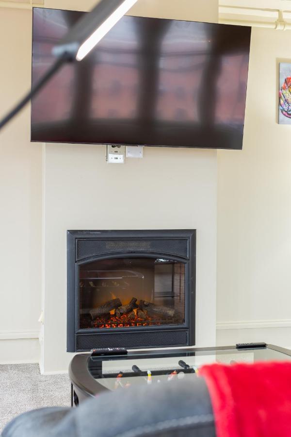 King Bed W/ Panoramic Views Of Dt! Apartment Rochester Bagian luar foto